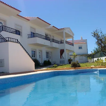 Apartment Charming 2-bed In Olhos De Agua Albufeira