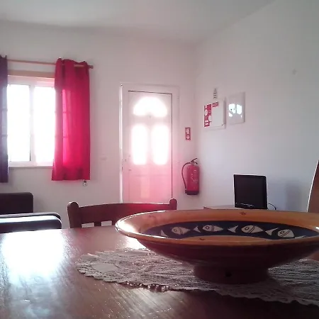 Apartment Charming 2-bed In Olhos De Agua Albufeira