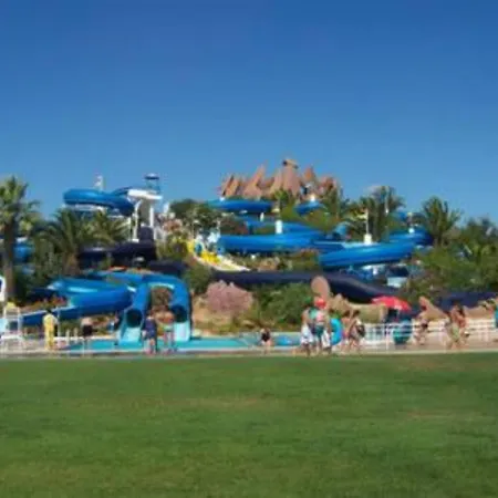 Apartamento Charming 2-bed In Olhos De Agua