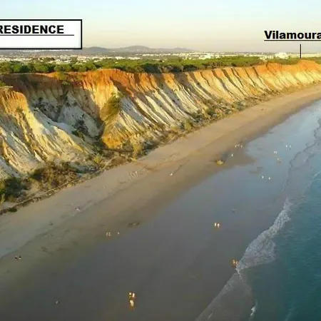 Apartamento Charming 2-bed In Olhos De Agua