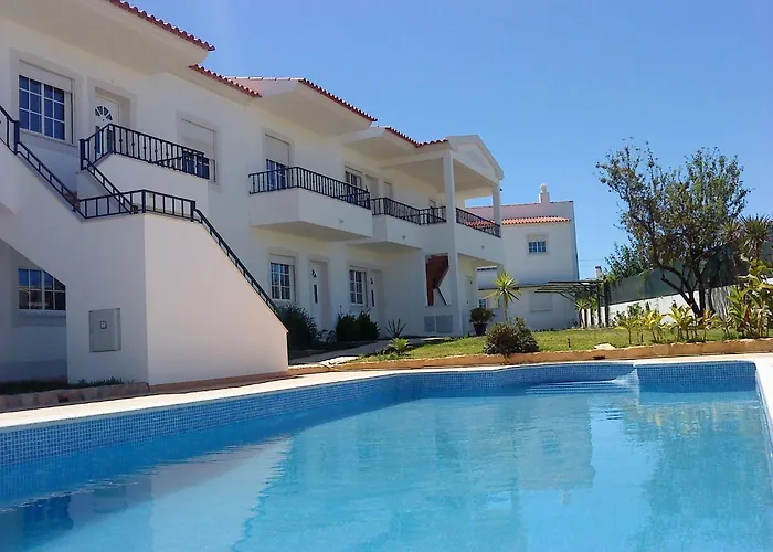 Apartamento Charming 2-bed In Olhos De Agua Albufeira