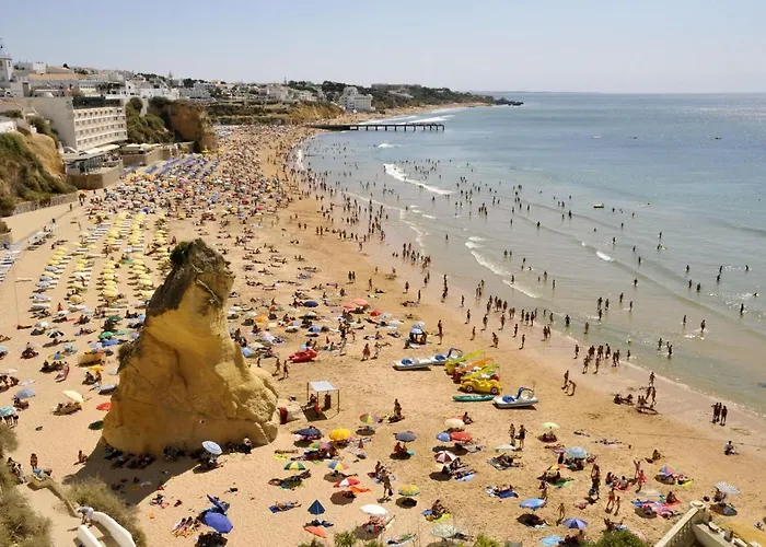 Charming 2-bed In Olhos De Agua Apartamento Albufeira