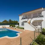 Charming 2-bed In Olhos De Agua *