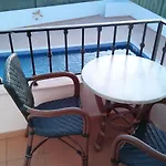 Charming 2-bed In Olhos De Agua Apartmán *