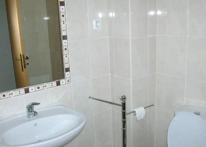 Charming 2-bed In Olhos De Agua *